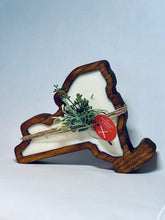 Load image into Gallery viewer, America's 250th candle pouring workshop
