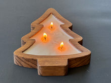 Load image into Gallery viewer, November 17th - Browns Brewing: Holiday Candle pouring workshop
