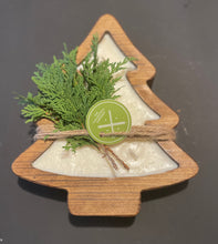 Load image into Gallery viewer, White Pine and Red Currant Wooden Tree Candle
